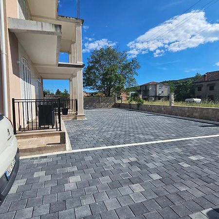 Boulevard Apartments Котор Екстериор снимка