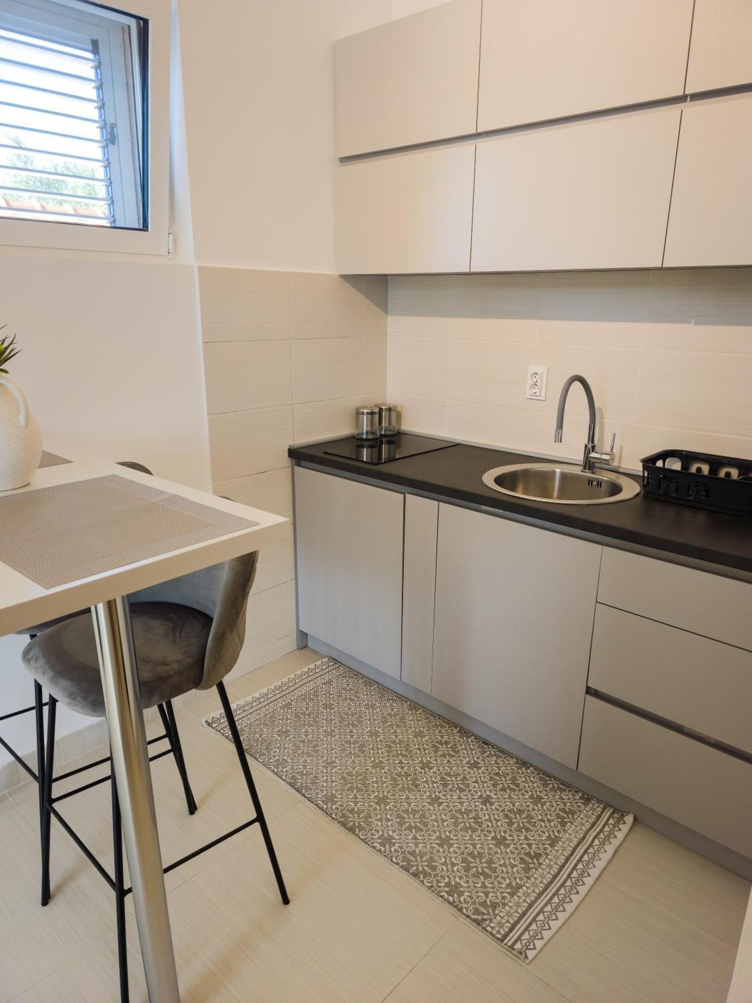 Boulevard Apartments Котор Екстериор снимка