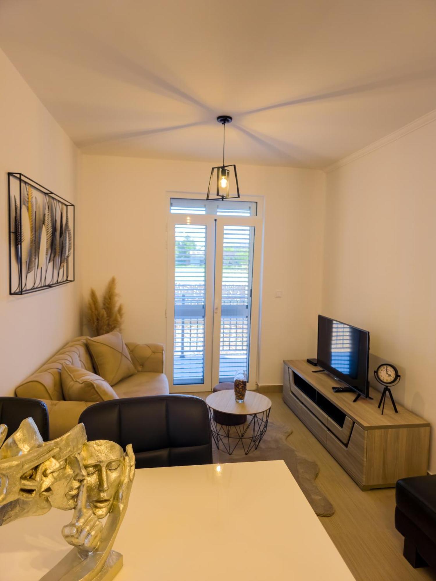 Boulevard Apartments Котор Екстериор снимка